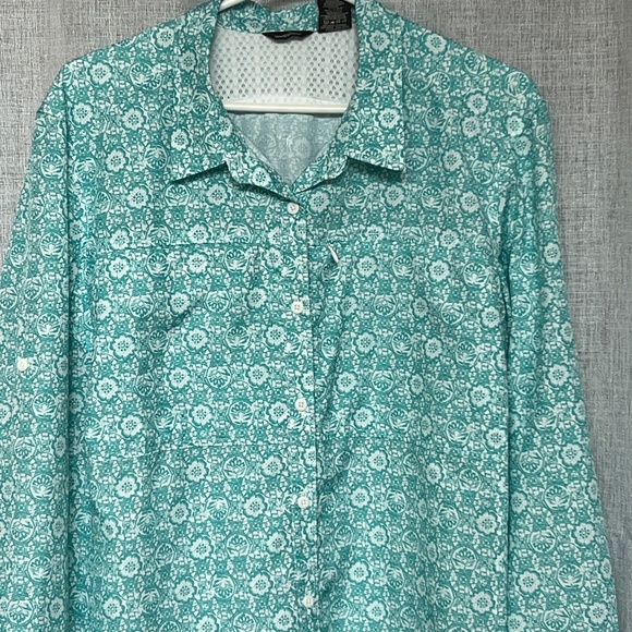 Eddie Bauer Shirt Button Up Size XXL Outdoor Back Vent TopTeal & White Floral - Picture 2 of 7